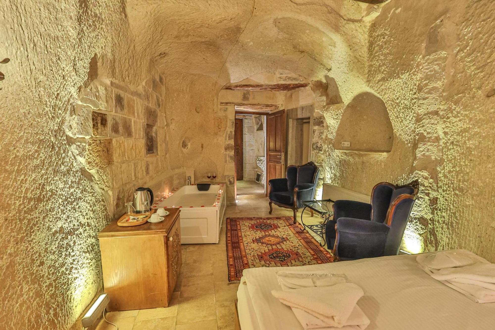 Bedrock Cave Hotel (Adults Only) Göreme Exterior foto